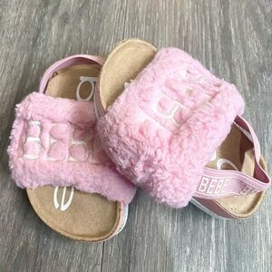 🎀 BEBE TODDLER FAUX FUR FURRY SLINGBACK SANDALS SIZE 5c LOGO FURRY PINK GIRLS 🎀